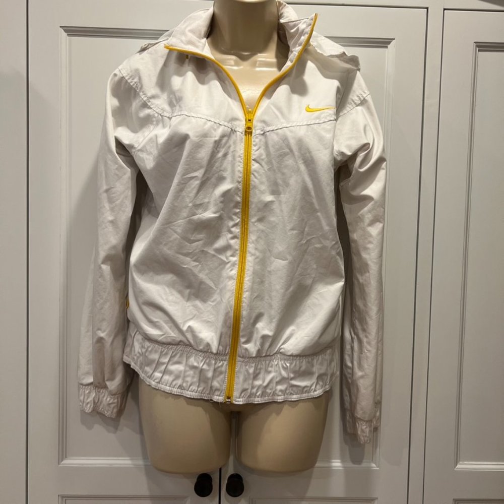 Nike Live Strong Vintage White Windbreaker Running Jacket Woman's Size S